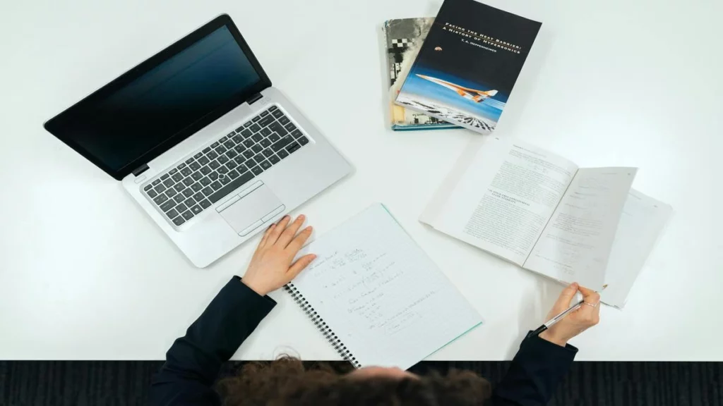 penerbit buku referensi dari karya ilmiah