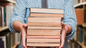 7 Cara Menyusun Buku Referensi dari Menggabungkan Artikel Jurnal Ilmiah 