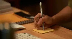 perbedaan parafrase rewrite dan spin text