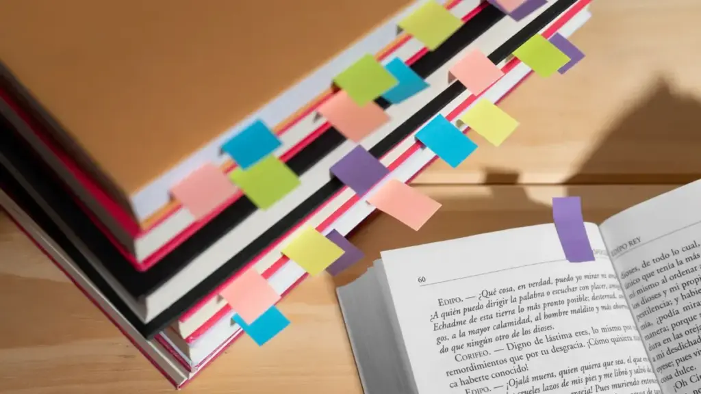 Perbedaan referensi dan daftar pustaka