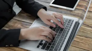 Prompt Membuat Kata Pengantar