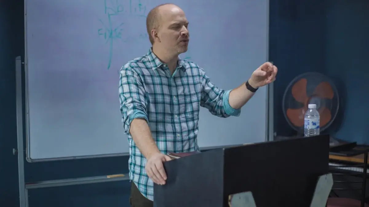 Perbedaan Dosen Pengampu dan Dosen Pembimbing